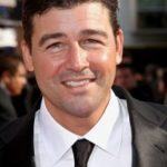 Scambio di ruoli tra kyle chandler e george clooney Scambio di ruoli tra kyle chandler e george clooney