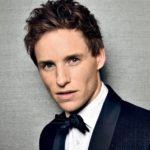 Eddie redmayne, da animali fantastici a serial killer Eddie redmayne, da animali fantastici a serial killer