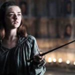 Game of thrones: maisie williams saluta il set con un inquietante tweet