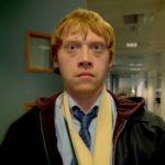 Sick note: la nuova serie con protagonista rupert grint è disponibile su netflix