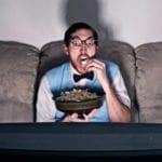 Coperta, pandoro e binge watching: ovvero gli episodi natalizi di questo 2018