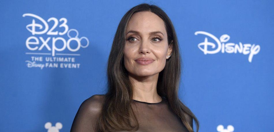 Angelina Jolie - Kit Harington