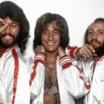 Graham king produrrà un biopic sui bee gees