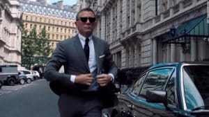 007 No Time to Die, una scena del film con Daniel Craig