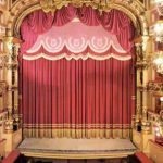 Attrice suicida nel teatro bellini di napoli