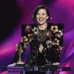 La figlia oscura di maggie gyllenhaal esce vittorioso dagli spirit awards