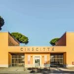 Roma, incendio a cinecittà