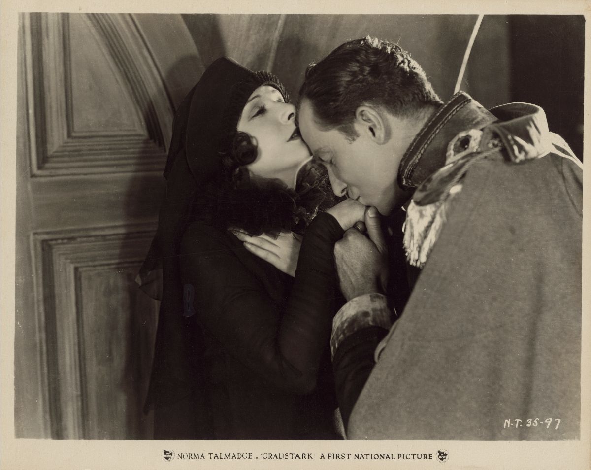 Norma Talmadge, Eugene O’Brien Graustark (US 1925) di Dimitri Buchowetzki Credit: Wisconsin Center for Film and Theater Research