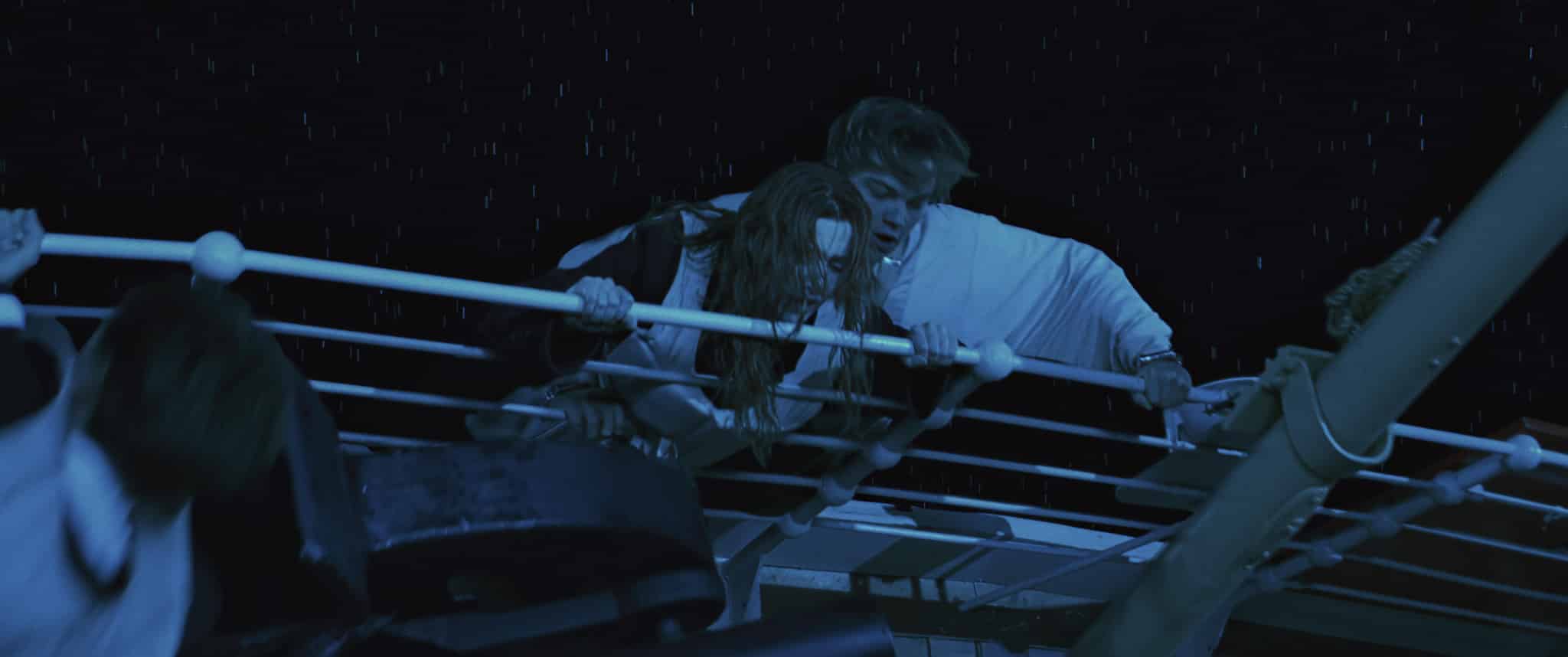 Titanic: jack poteva salvarsi sulla porta? Il test di cameron