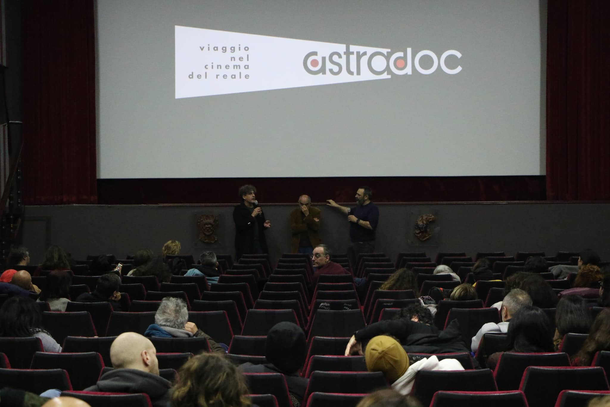 Astradoc presenta 16 millimetri alla rivoluzione. Giovanni piperno e luciana castellina insieme a napoli