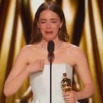 Oscar 2024, emma stone vince ma rimane incredula: la reazione è virale