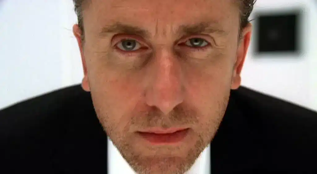 Tim roth kissinger takes paris jeff stanzler