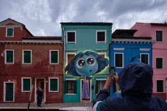 Inside out 2 installazione a burano