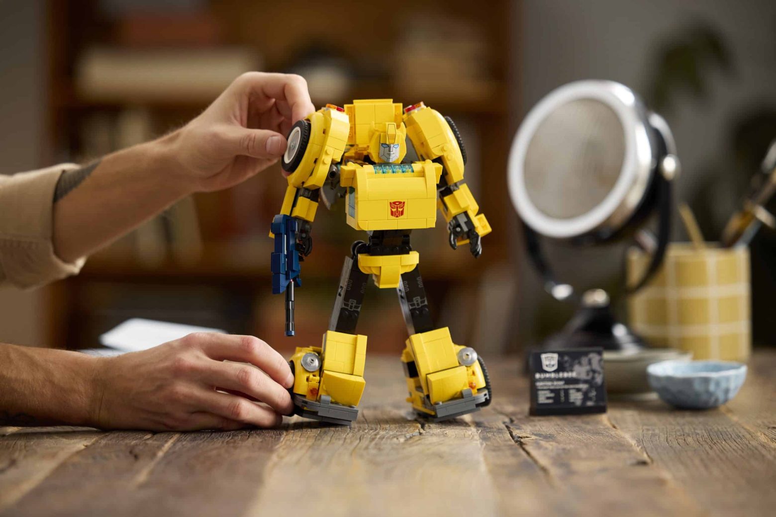 Lego icons transformers bumblebee: il nuovo set