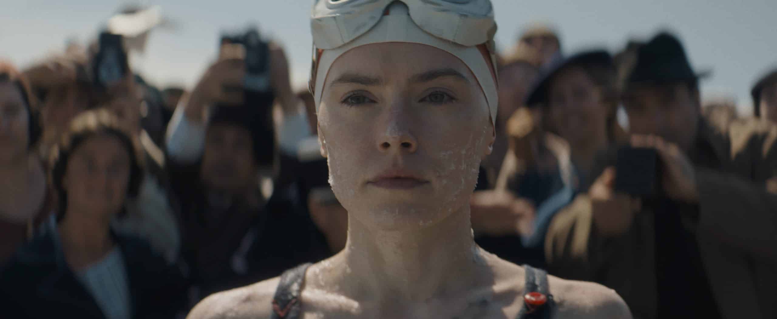 Daisy ridley interpreta trudy ederle in la ragazza del mare