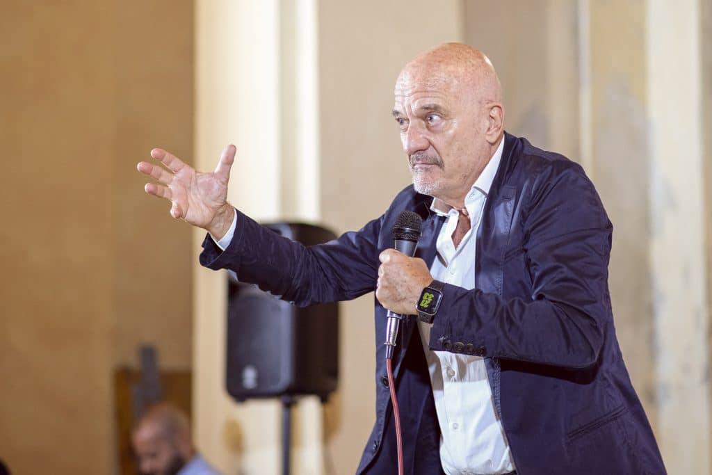Claudio Bisio, ritratto di un attore