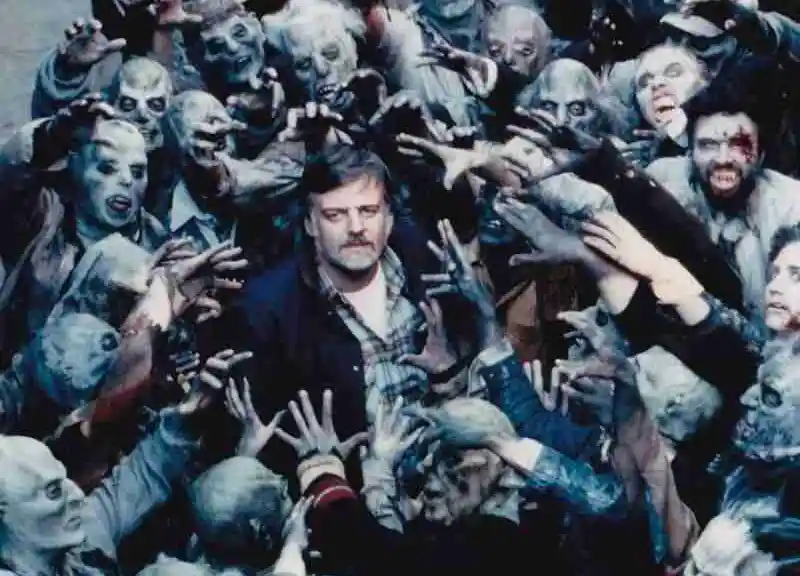 Resident evil, george romero doveva dirigerlo: poi il suo film fu cancellato