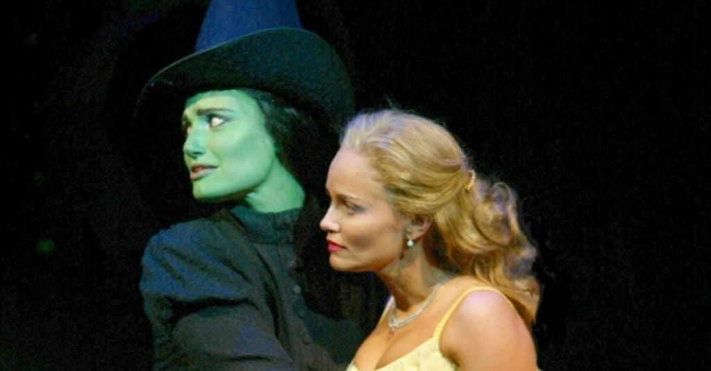 Wicked: il musical che prende vita con ariana grande e cyntia erivo