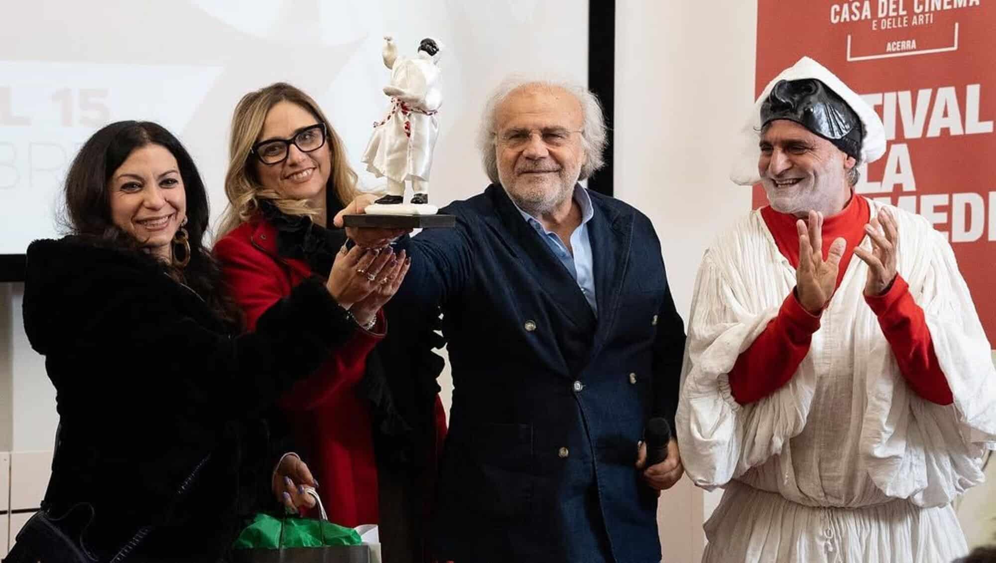 Festival della commedia 2024: maschera d’oro per jerry calà, giacomo rizzo e sergio assisi