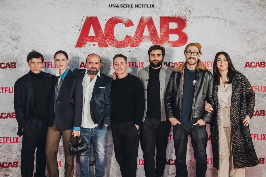 Acab: la nuova serie netflix di michele alhaique