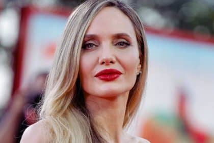 Angelina Jolie coltelli passione