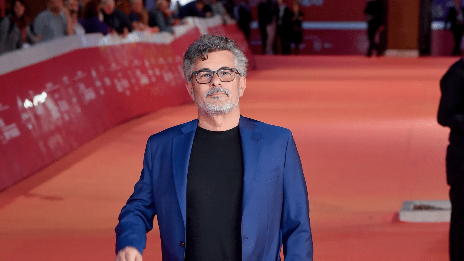 Follemente, la nuova brillante commedia di paolo genovese in arrivo il 20 febbraio
