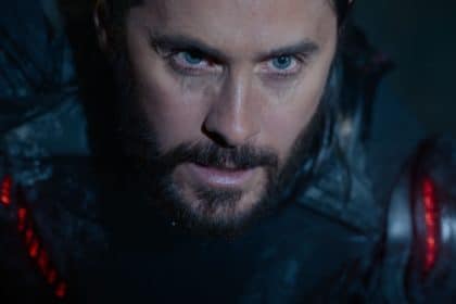 Tron ares saga film trailer e poster