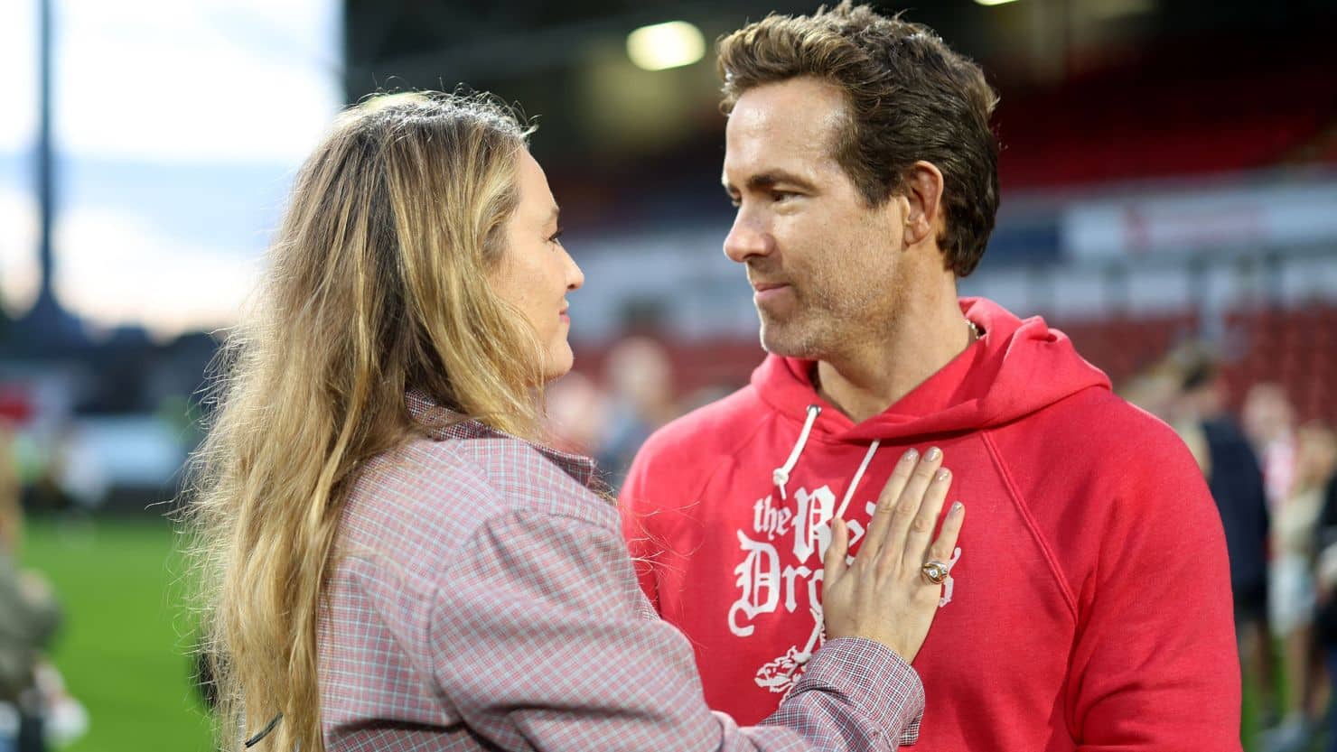 Ryan reynolds: 3° incredibile salto nel calcio inglese