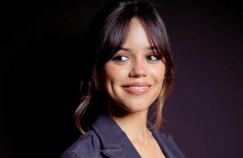 Jenna ortega dice addio a mercoledì e spiazza con un nuovo sorprendente progetto Jenna ortega regia film