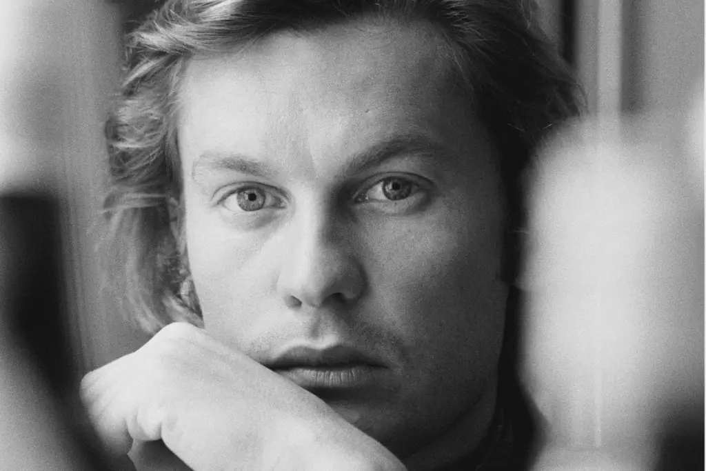 Helmut berger, ritratto di un attore. Un'anima tormentata dalla vita straordinaria (1944-2023) Helmut berger, ritratto di un attore. Un'anima tormentata dalla vita straordinaria (1944-2023)