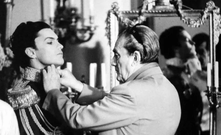 Helmut berger, ritratto di un attore. Un'anima tormentata dalla vita straordinaria (1944-2023) Helmut berger, ritratto di un attore. Un'anima tormentata dalla vita straordinaria (1944-2023)
