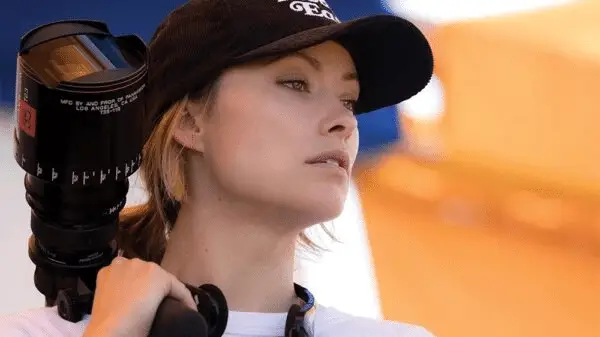 Olivia wilde sbarca al taormina film festival 2025 Olivia wilde sbarca al taormina film festival 2025