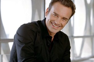 Julian mcmahon