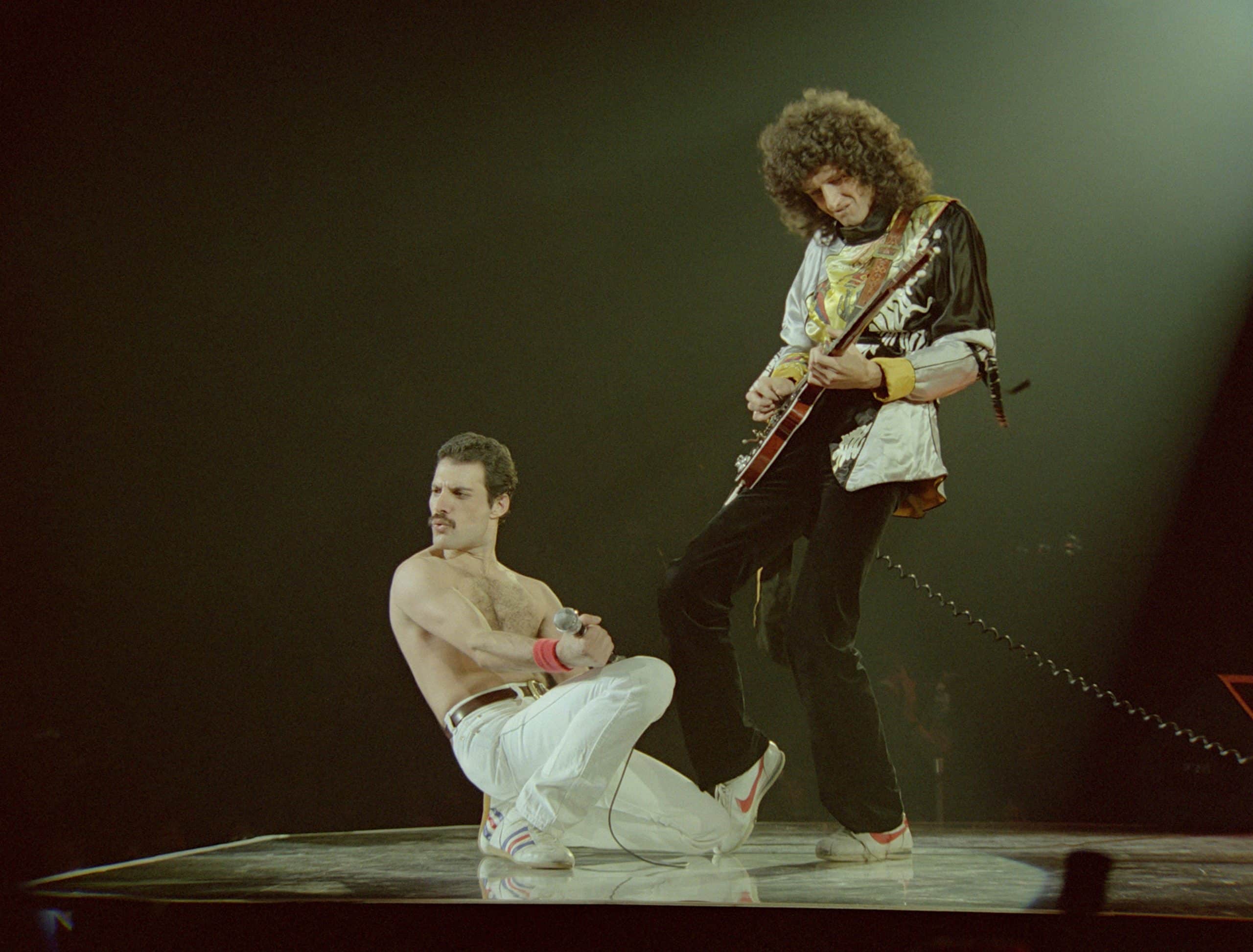 Freddie mercury torna al cinema con il concerto leggendario a montréal