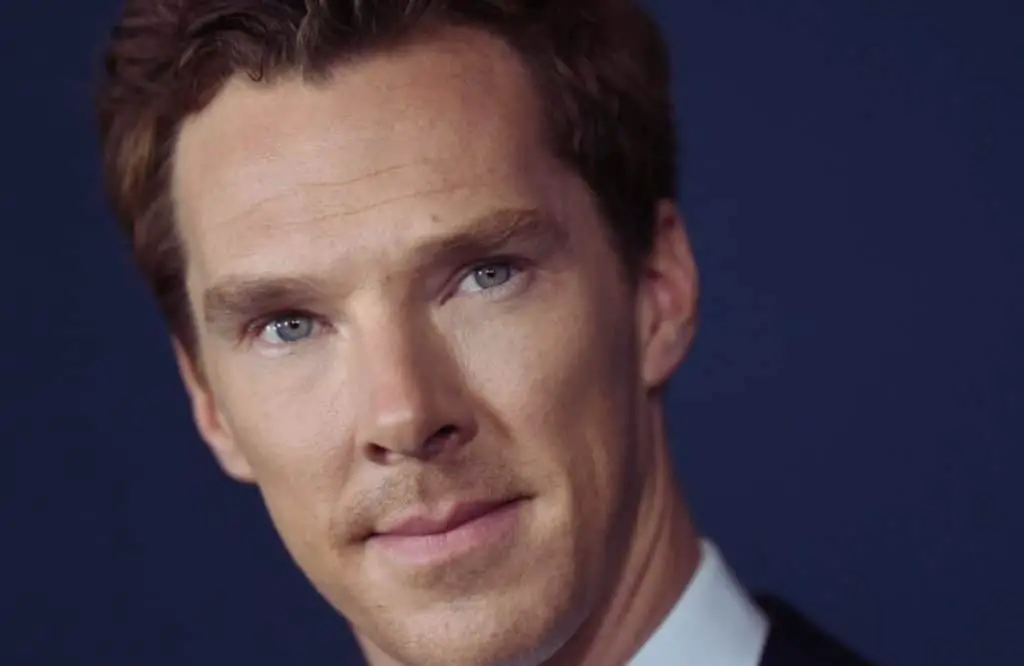 Benedict cumberbatch non è sempre stato così: oggi è assurdo immaginarlo Benedict cumberbatch aspetto fisico critiche