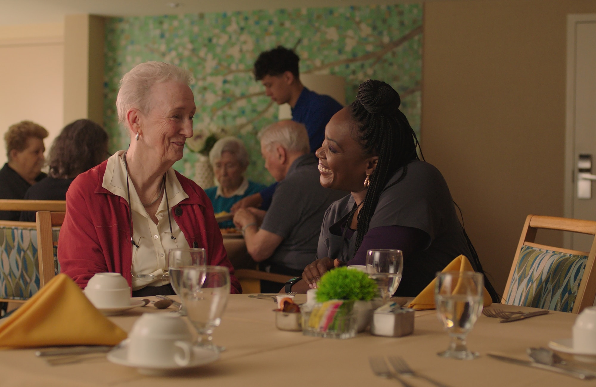 Familiar touch: dove è stato girato? La vera casa di riposo