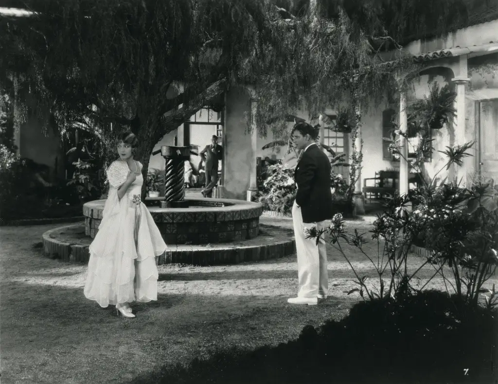 The winning of barbara worth (us 1926) di henry king

vilma bánky, gary cooper, ronald colman

credit: the museum of modern art, ny