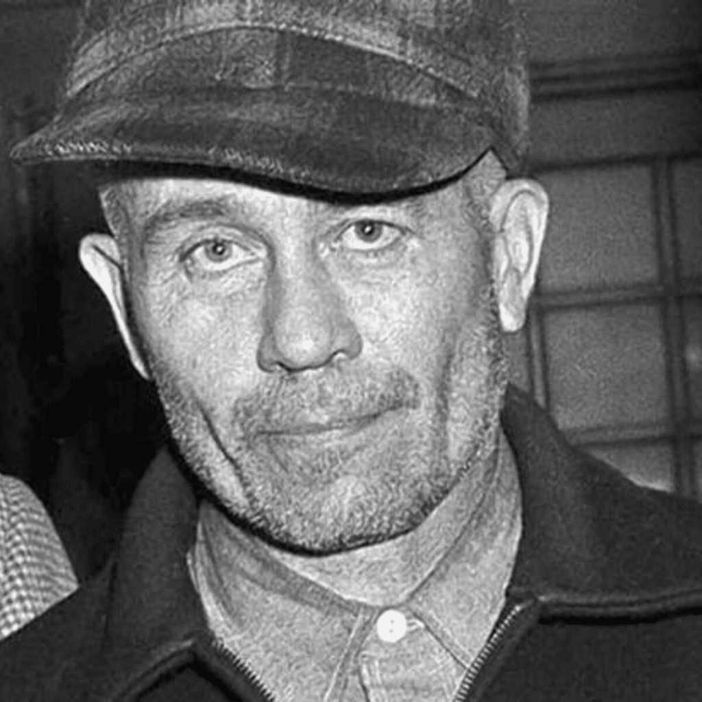 Monster: La storia di Ed Gein trailer e poster, dal 3 ottobre su Netflix