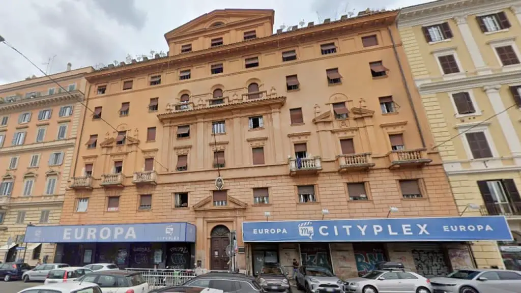 Netflix e il centro sperimentale riapriranno il cinema europa a roma Cinema europa