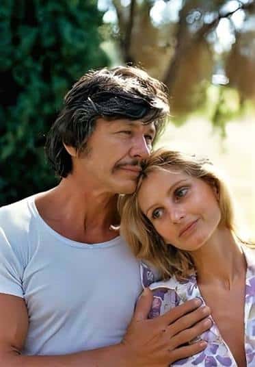 Charles bronson (1921-2003). Ritratto di un attore. Un'icona senza tempo tra il west, l'amore e la notte Charles bronson (1921-2003). Ritratto di un attore. Un'icona senza tempo tra il west, l'amore e la notte