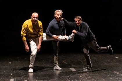 Attitudini nessuna trailer documentario