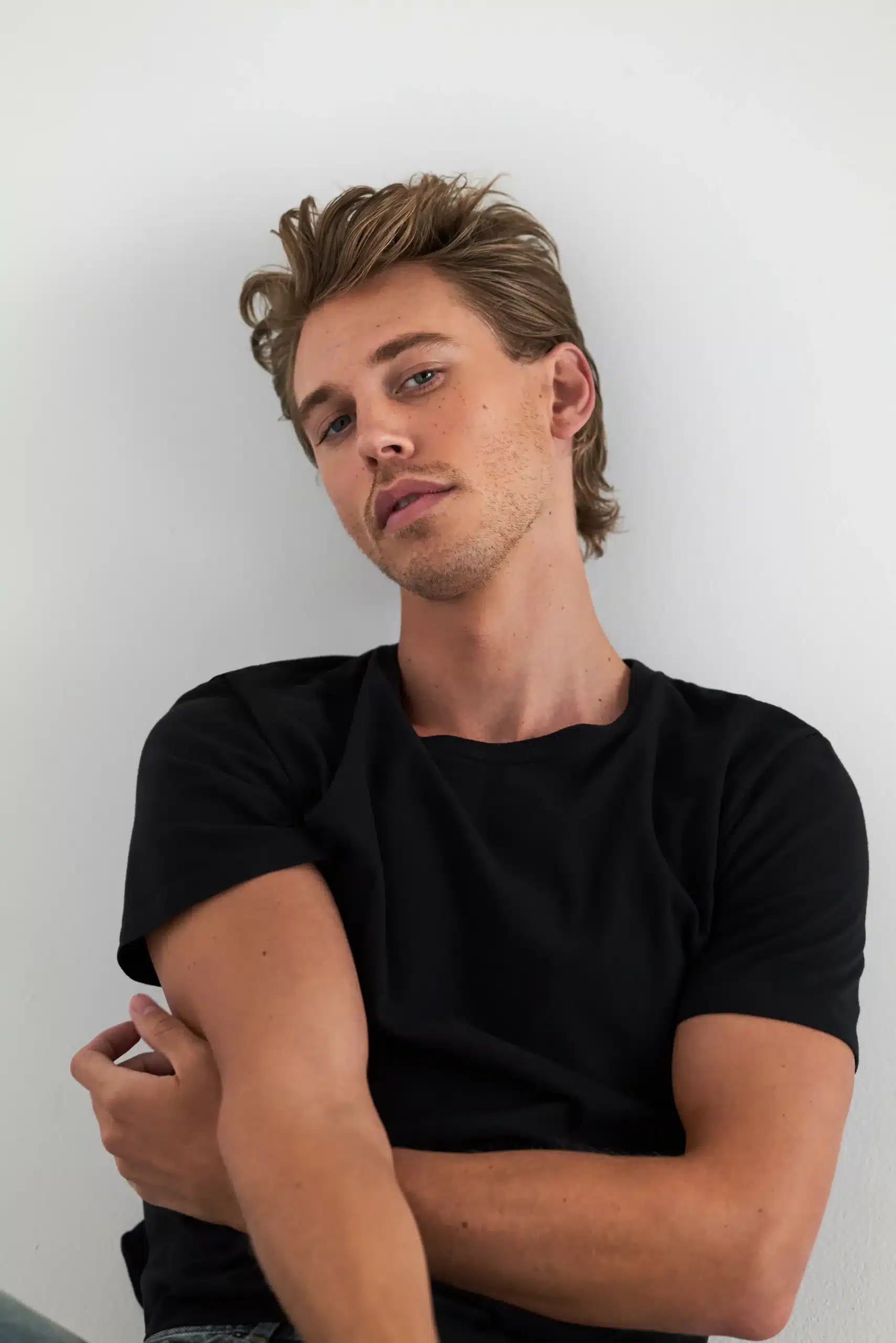 Austin butler: il brad pitt di disney channel