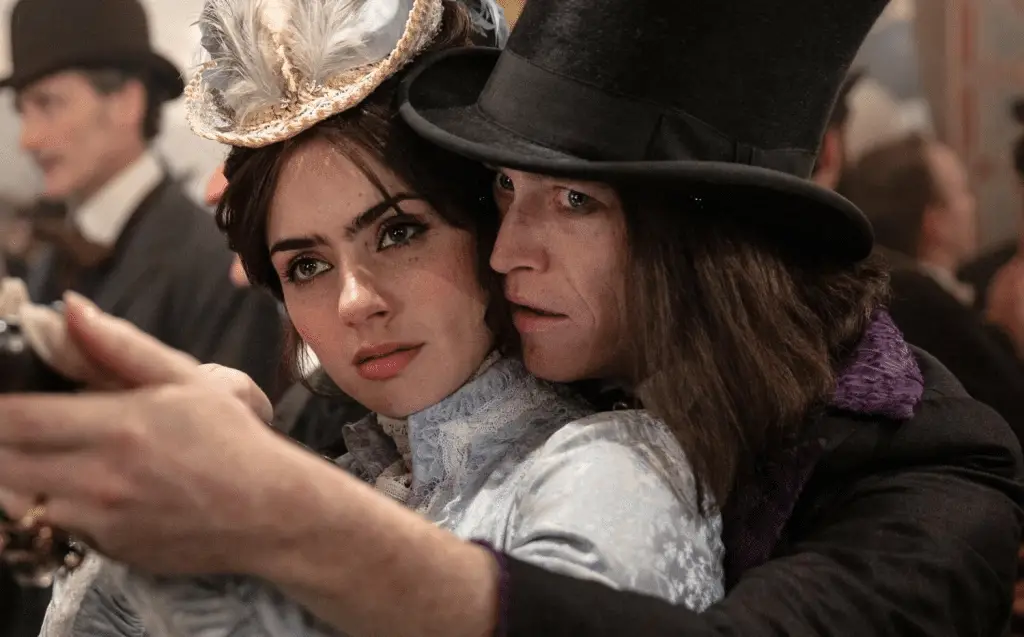 Dracula, caleb landry jones e zoe sidel