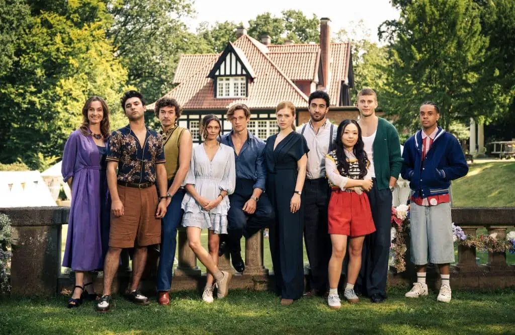 Maxton hall-il mondo tra di noi, le prime foto in esclusiva della terza stagione Maxton hall 3 cast