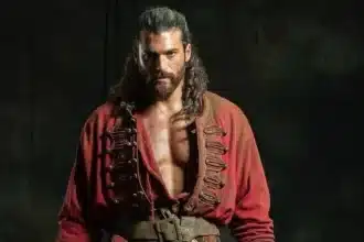 Can yaman, dagli esordi a sandokan