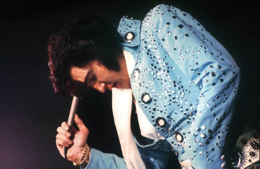 Epic elvis presley concerto cinema