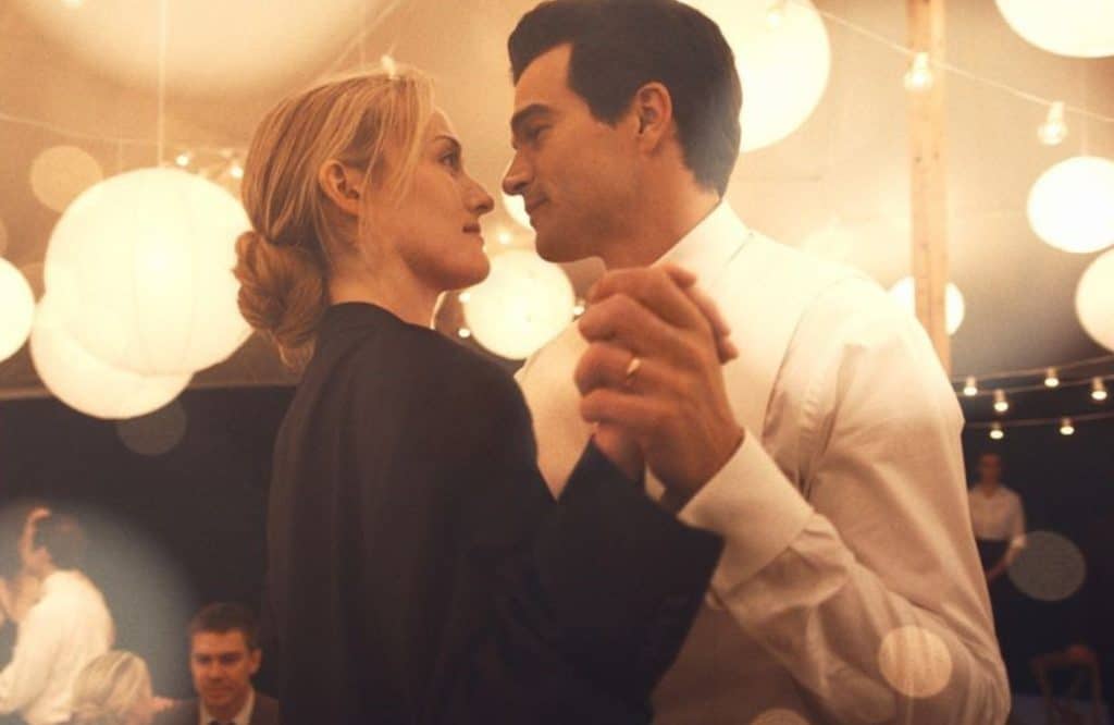 Love story john f. Kennedy jr. & carolyn bessette disney+ trama