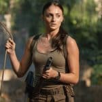 Tomb raider: sophie turner convince la voce storica di lara