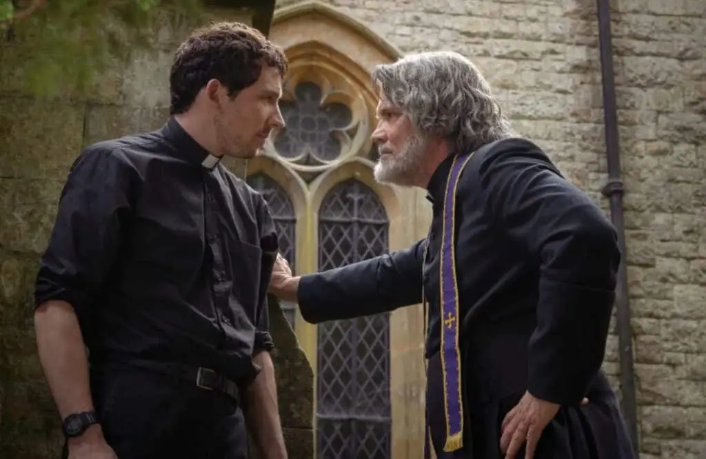 Wake up dead man knives out recensione