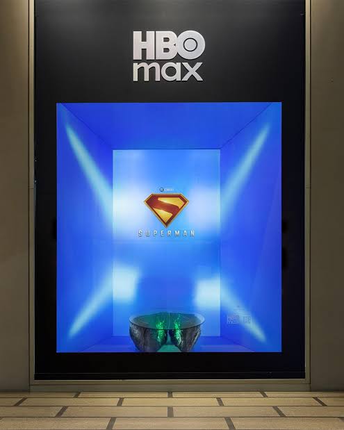 La rinascente e le vetrate urban chic griffate hbo max La rinascente e le vetrate urban chic griffate hbo max